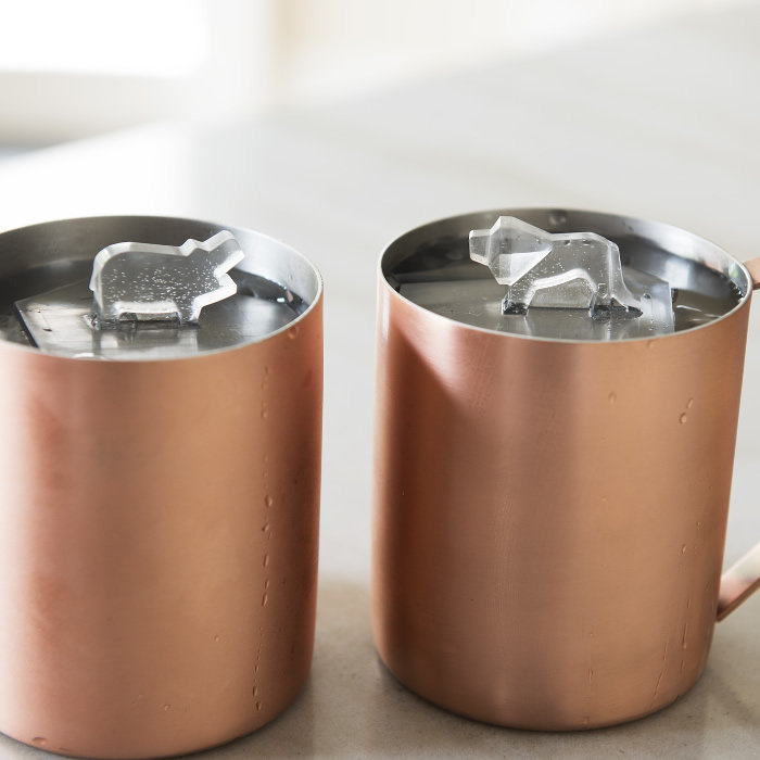 Creative silicone gel with lid ice-making box Elephant Lions ice-making molds Ice Ice Ice Hockey Molds Ice Hockey Molds