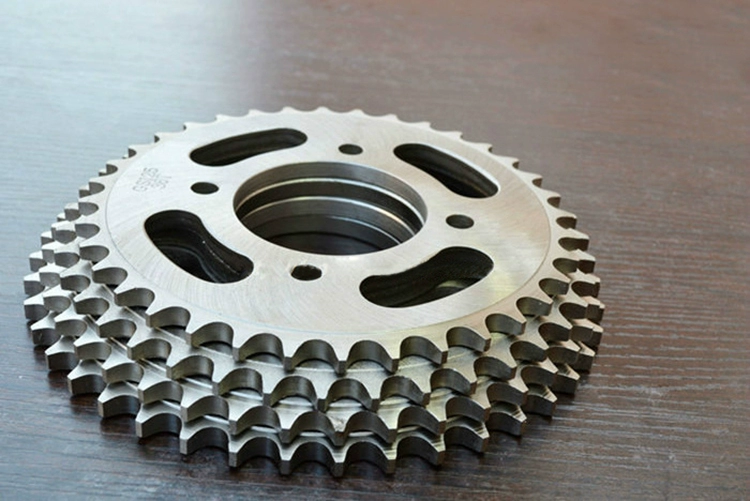 Suzuki Ruishuang EN125-2 xe máy bánh xích nhỏ xích xích Haojue EN125-2A-2E-2F bánh xích - Xe máy Gears