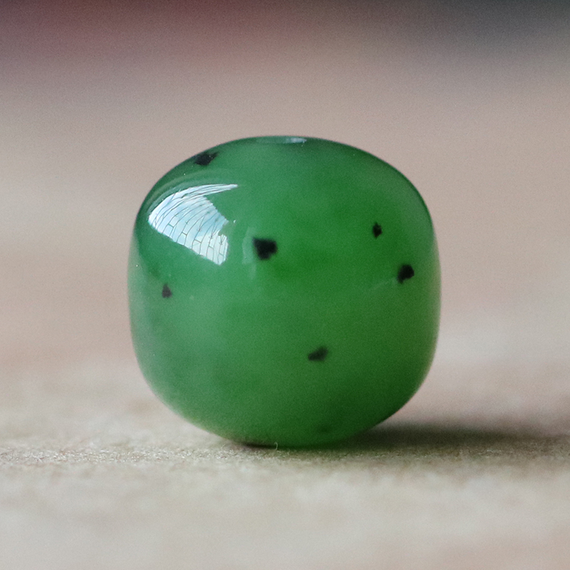 Natural and Tian Russian jade rubber beads with single jade barrel beads diy Dopper hand string with beads