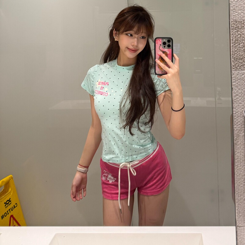 Dopamine Sweet Girl Casual Sports Suit Women's Summer Slim Fit Polka Dot Letter Short Sleeve T-Shirt and Ultra-Short Pants Two-Piece Set