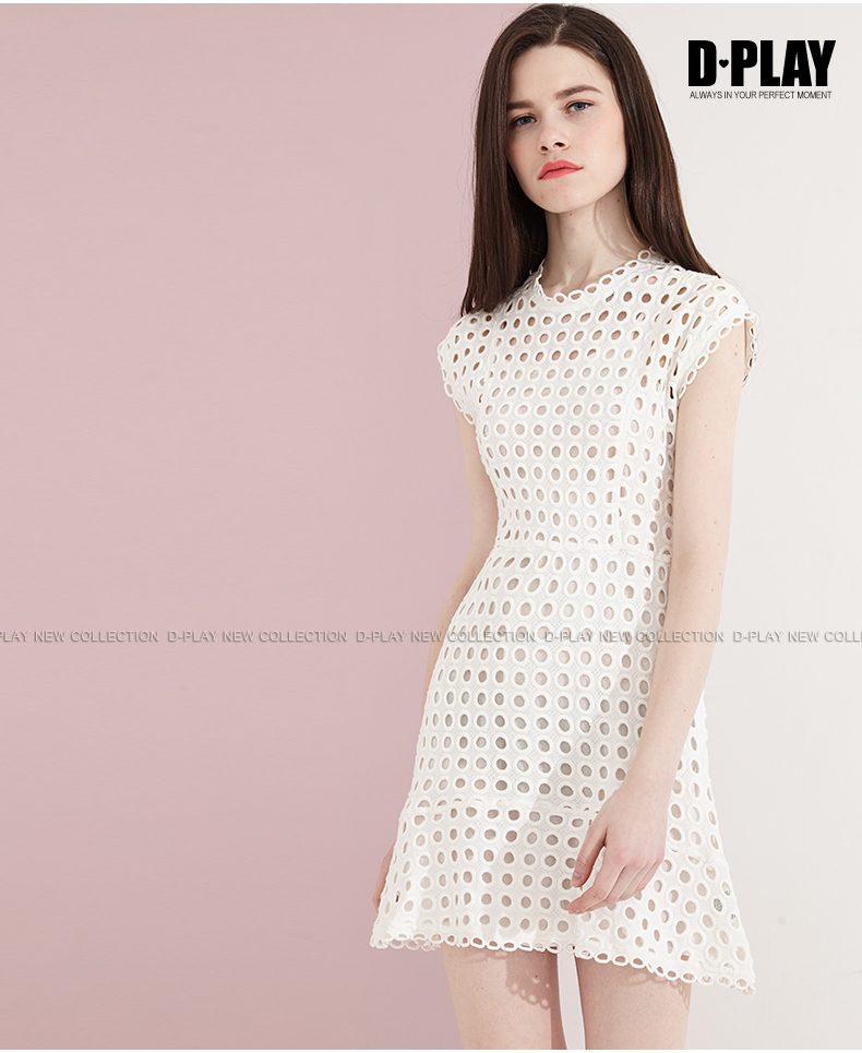 Mùa hè mới Châu Âu và Mỹ vòng cổ trắng ngắn tay áo eo dress vòng tròn hollow ren ren váy