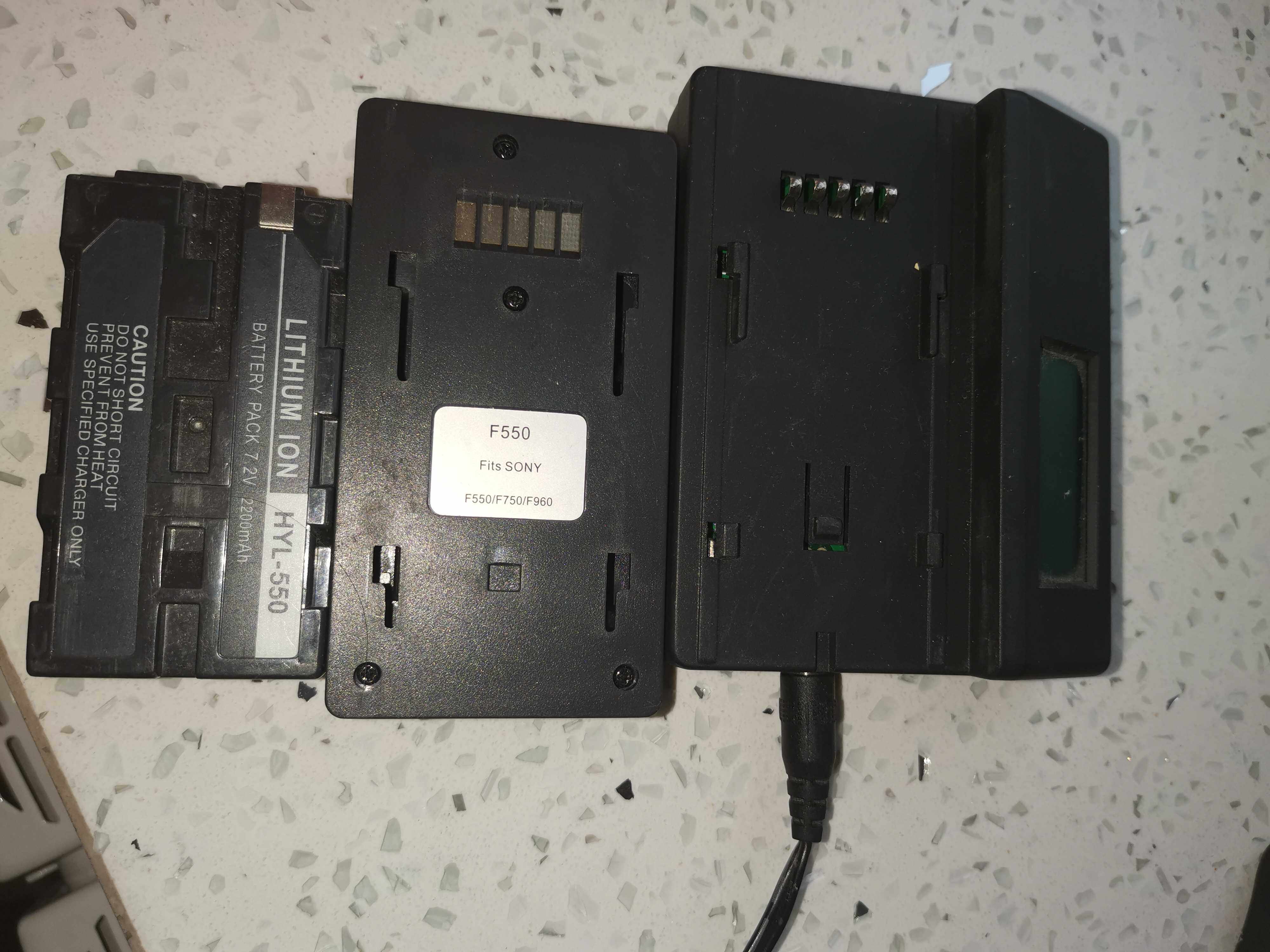 Battery and Charger HYL-550 of Dali Thermal Imager