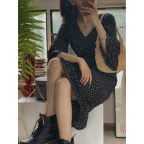 MMCC pole minimalist 2022 spring summer black small round dot horn sleeve dress