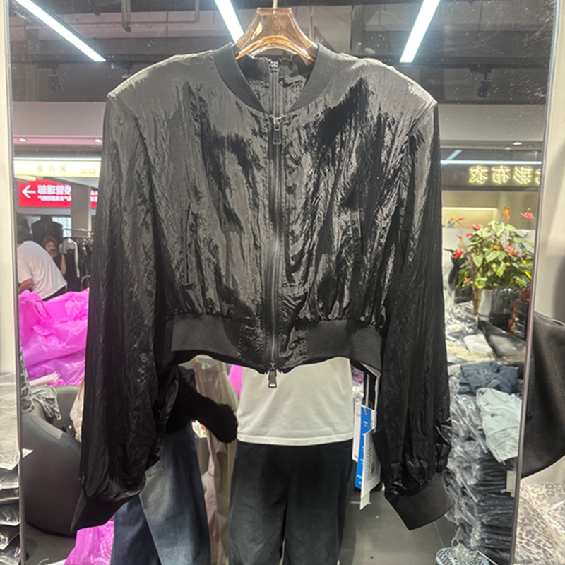 Dieyi 90557 Summer New Black Pleated Short Baseball Jacket for Women, Loose Fit, Slimming, Sun Protection Casual Outerwear