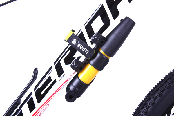 Pompe à vélo - Ref 2388108 Image 12