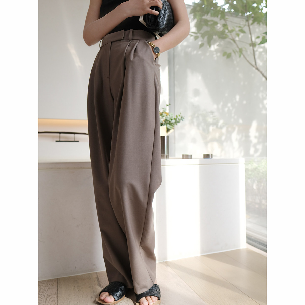 MRS Studios fine-spun ultra-fine thin material wool straight cylinder Western-fitting pants woman retro loose broadlegged long pants