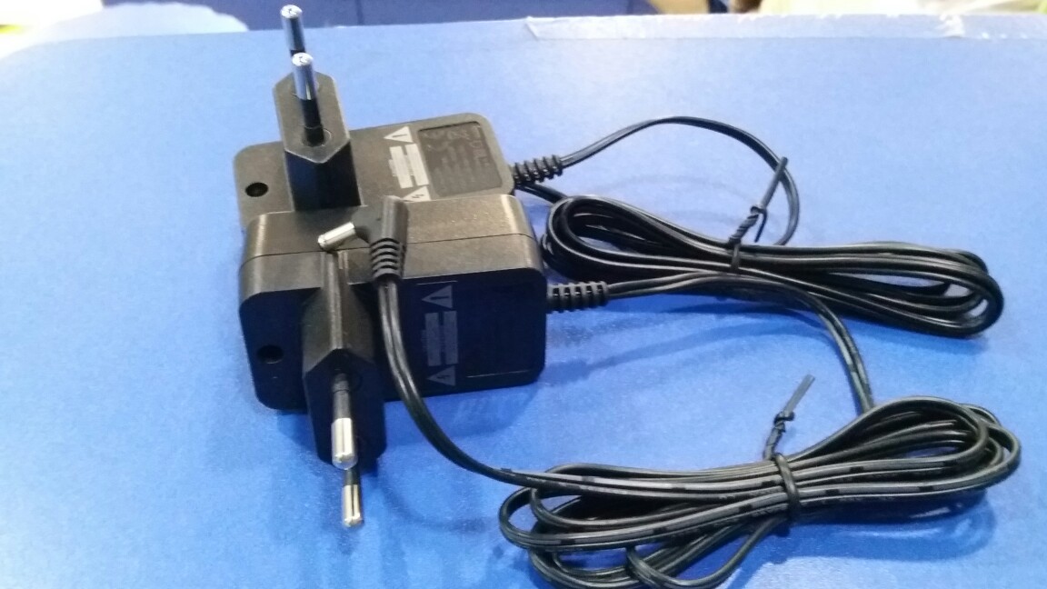 Power supply adapter Canon's beauty original power supply applies 3860 2810 Series TV Box 5V600 mAh