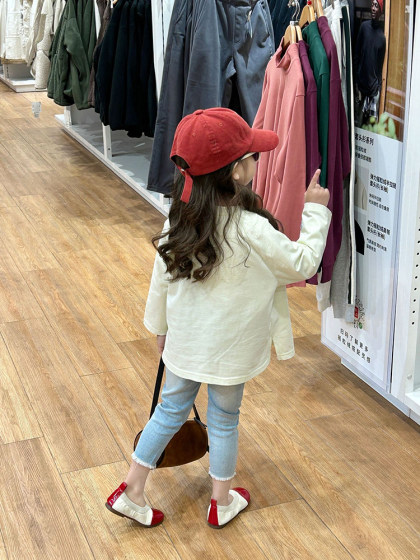 韩版童装女孩春装上衣2025女童长袖t恤儿童卫衣彩绘打底衫牛仔裤