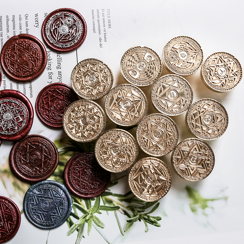 Fantasy twelve Constellations Magic Gusts Roulette Wheel Roulette Star Fire Lacquer Seal Head Christmas Gift gift Gift Seal Poke