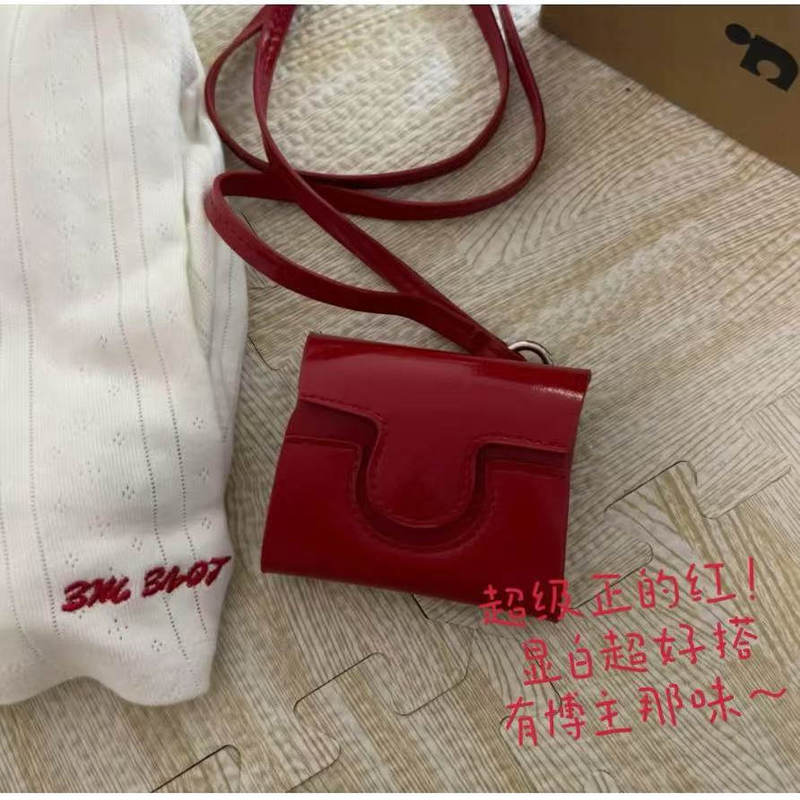 Candy Color ins Hanging Neck Small Square Bag Niche Design Retro Mini Coin Card Holder Earphone Key Lipstick Bag Trendy Candy Color ins Hanging Neck Small Square Bag Niche Design Retro Mini Coin Card Holder Earphone Key Lipstick Bag Trendy