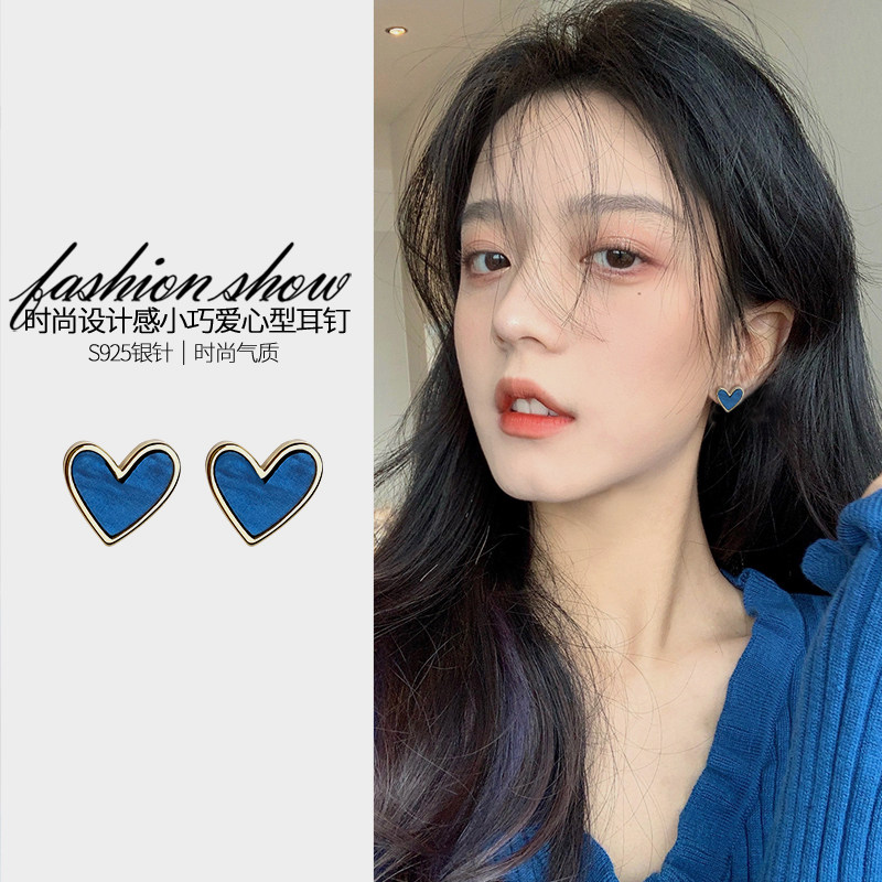 Korean Blue Love earrings female summer small high-grade silver hypoallergenic earrings 2021 New Tide design