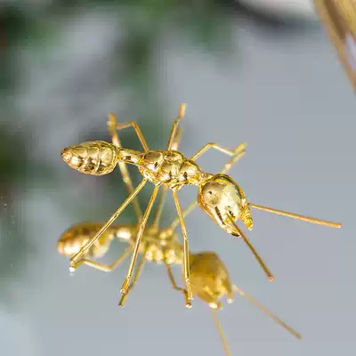 Qiju Liangbin Home Decoration Golden Ant Decoration Creative Living Room Room Wine Cabinet Decoration Jewelry