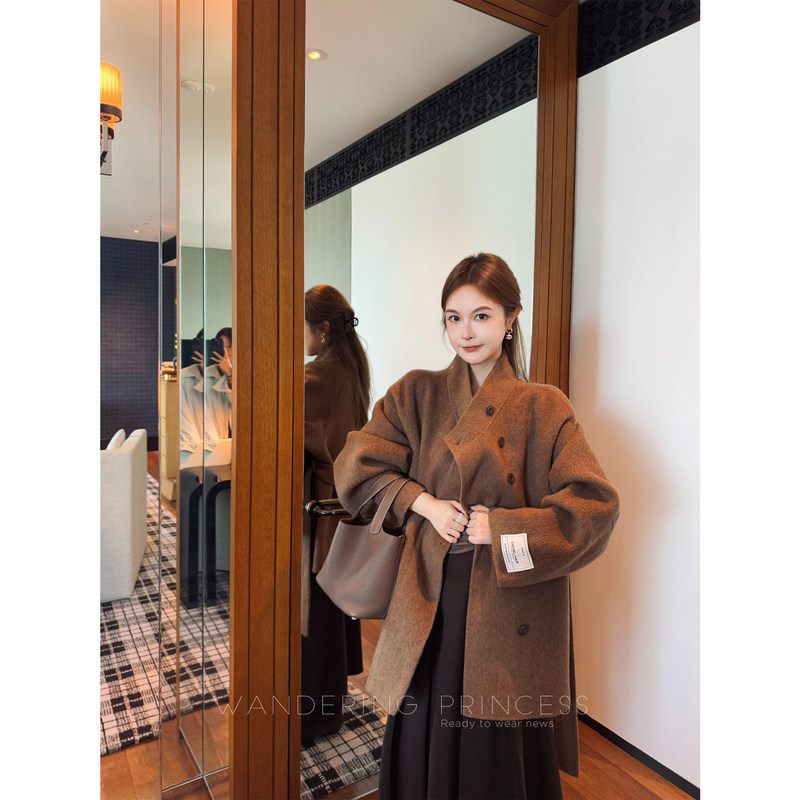 Qian Meixi Luxurious Camel Wool 100% Australian Wool Stand Collar Double-Sided Woolen Short Coat with a High-End and Elegant Feel