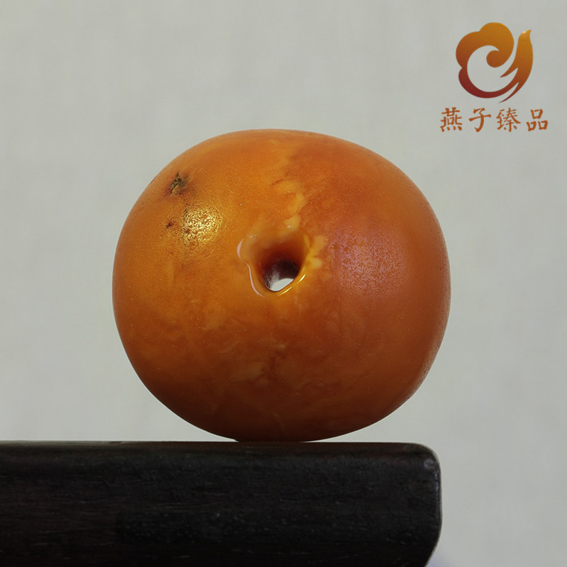 (Swallow Premium-Qingya) 18 76g Natural Old Beeswax Safety Buckle Pendant Chicken Oil Yellow Amber Men and Women