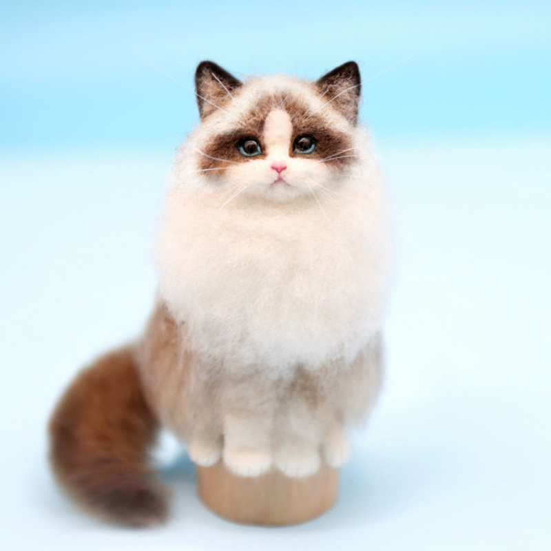 Wool Felt DIY Material Kit for Couples, Handmade Realistic Ragdoll Cat Blue Cat Doll Gift Material Kit