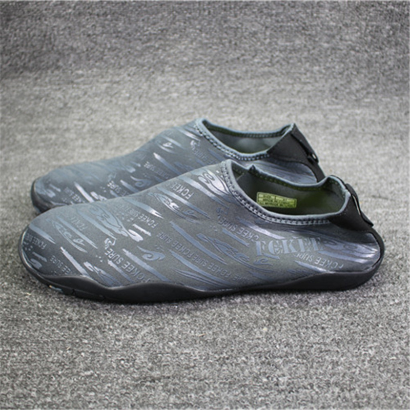 Foreign trade original single soft bottom comfortable men's and women's fitness shoes tracing the stream shoes foot therapy yoga shoes red foot skin swimming shoes