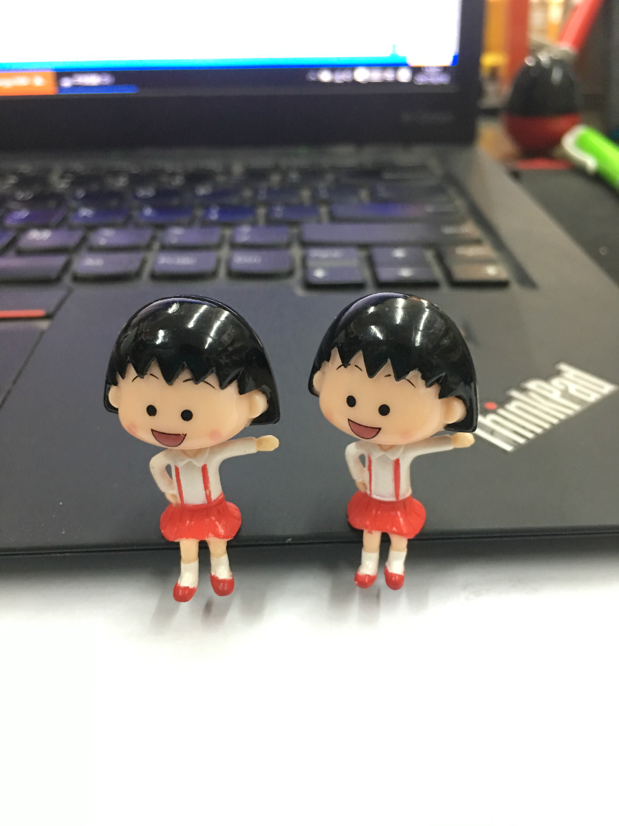 Bulk export of Japanese cherry meatballs Doll head can be shaken can sit on the edge of the computer