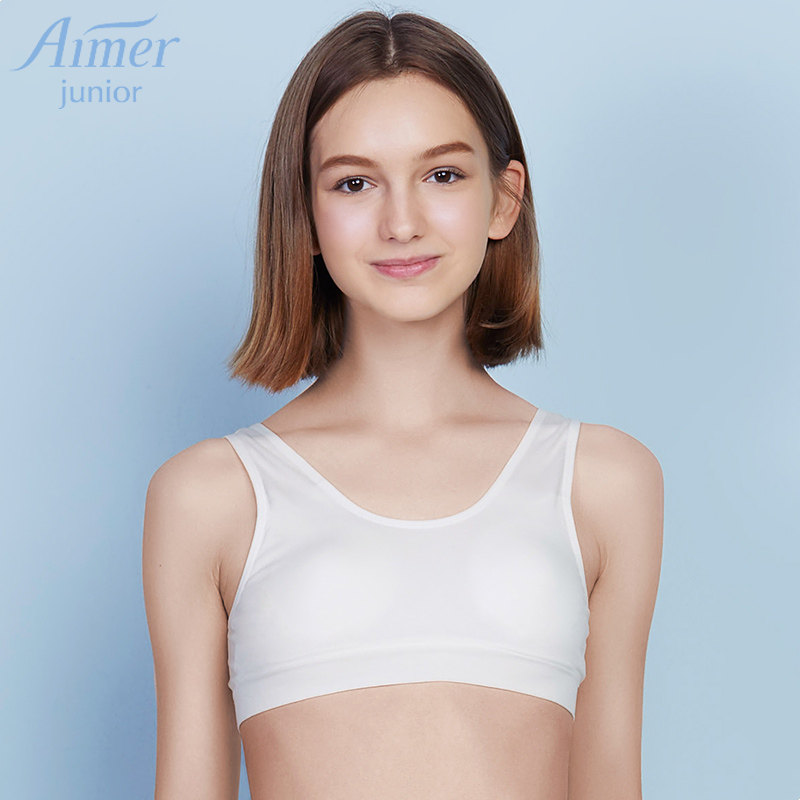 Aimer junior Adoring Girly Cotton Seamless Vest Bra AJ115371
At
Color classification
White
Light pink
Reference height
One hundred and fifty
One hundred and sixty
One hundred and seventy
