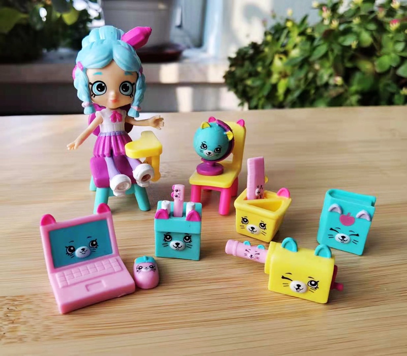 04#Clearance lovely spirit doll Pets furniture scene Ornaments Play the family Toys buy Five give One