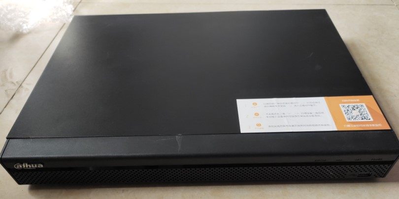 Second-hand Dahua DH-HCVR5208A-V4 hard disk recorder 8-way coaxial HD surveillance host spot