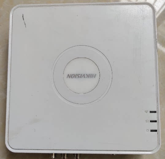 Conway sees DS-7104HC-E1 video recorder 4-way simulation to monitor Shanghai spot