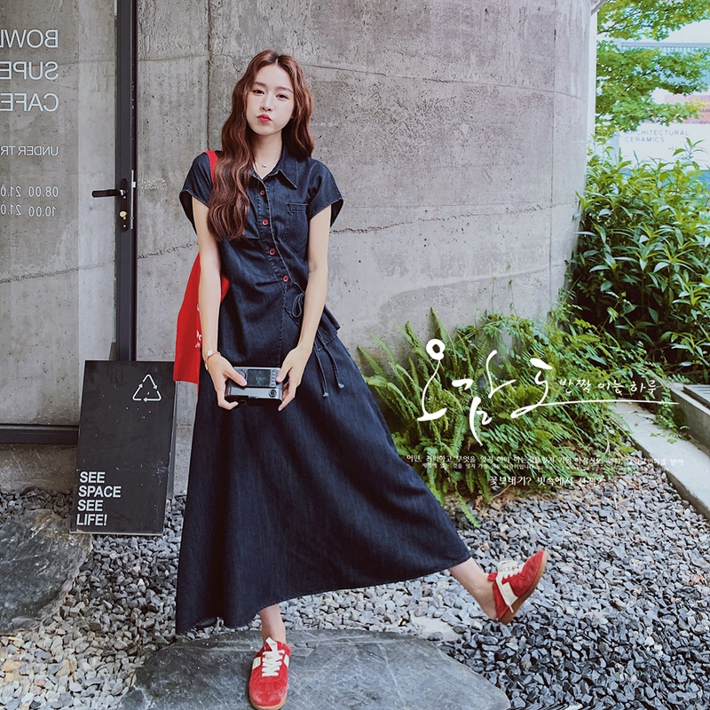 Denim Shirt and Skirt Set for Women, Summer 2026 New Popular Style, Hong Kong Style Design, Blue, Complete Two-Piece Set