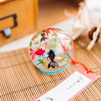 15 Золотая рыбка играет в колокол водяного колокола