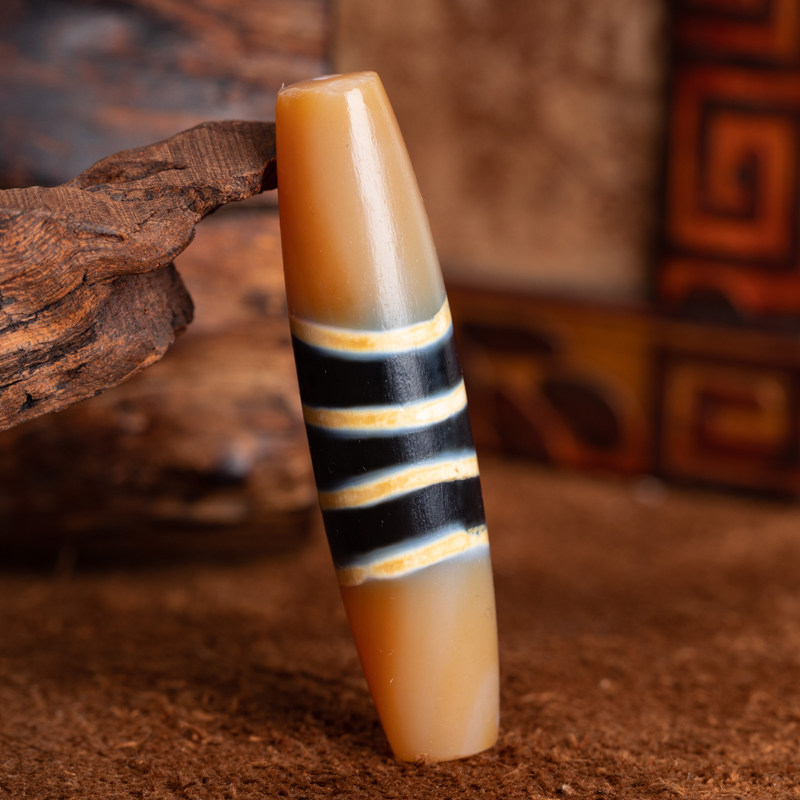 To pure old raw stone nine-eyed old dzi bead pendant bracelet accessories pharmacist thread bead old dzi bead natural Tibetan authentic