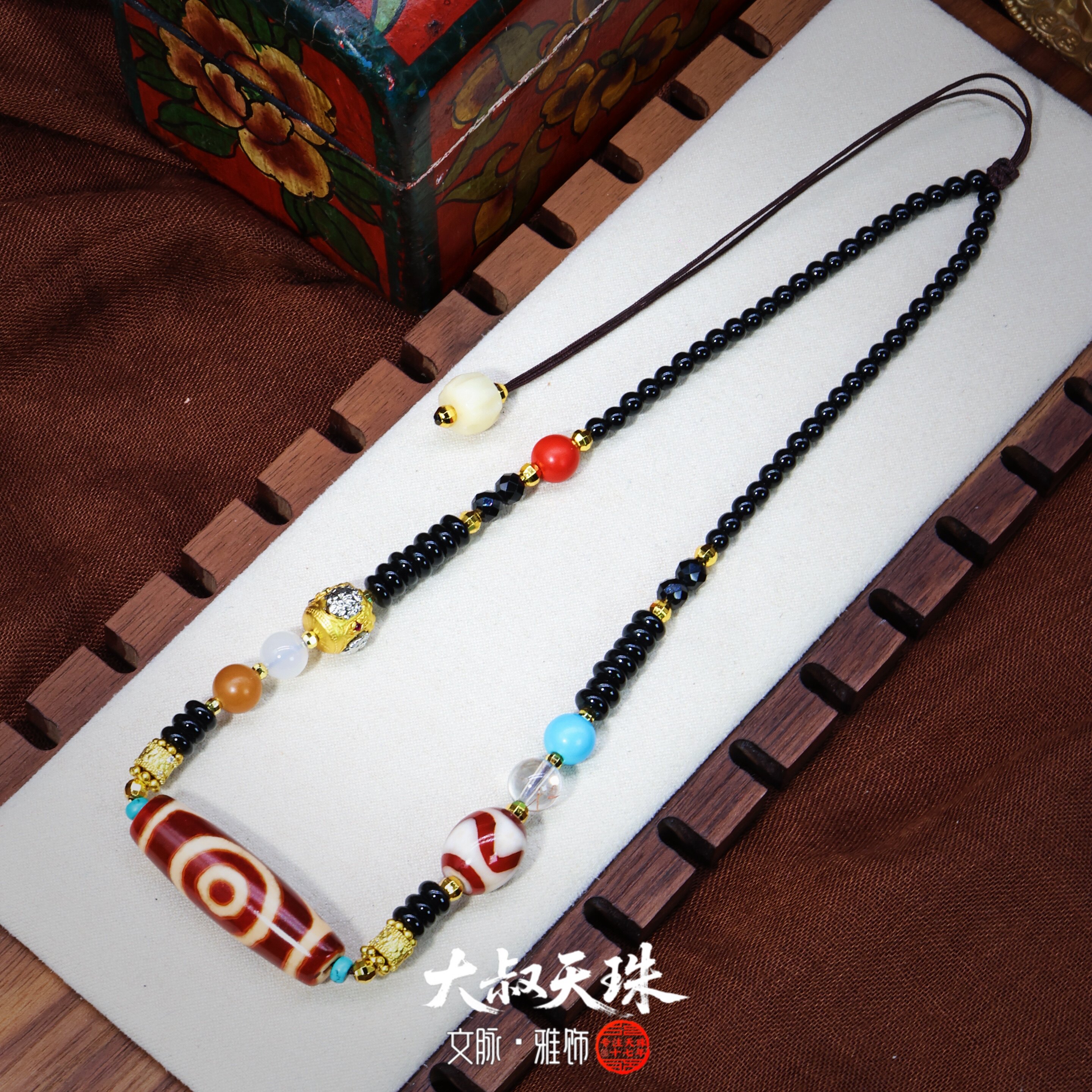 虎牙一两三六九眼玛瑙红肉天珠：藏传文化的神秘魅力，你值得拥有！-颈