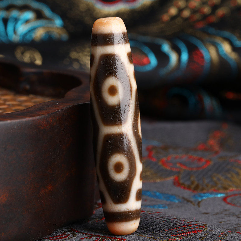 Natural Tibet real food jade marrow dragon eye necklace cranking six eyes old bead knot chain accessories for men and women