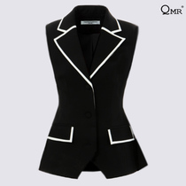 2021 spring and autumn new small fragrance black and white contrast color horse clip womens fashion waist waistband short vest vest jacket