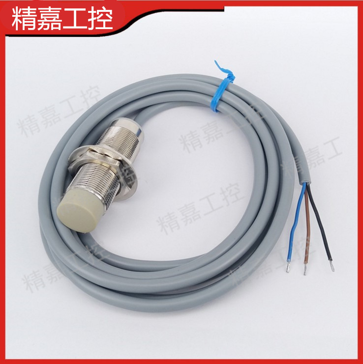 接近开关M18电压24v直径18mm非埋入式凸头电感式接近开关国际品质