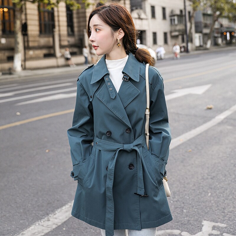 2022 New Early Autumn Windbreaker Women's Short Short Slim High Waist Spring and Autumn Fashion Slim and Age-reducing Coat