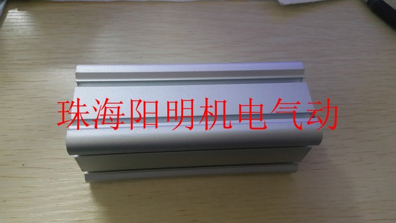 Special price SMC new Japanese original CQ2A16-20DC (2) CQ2A16-20DC large price