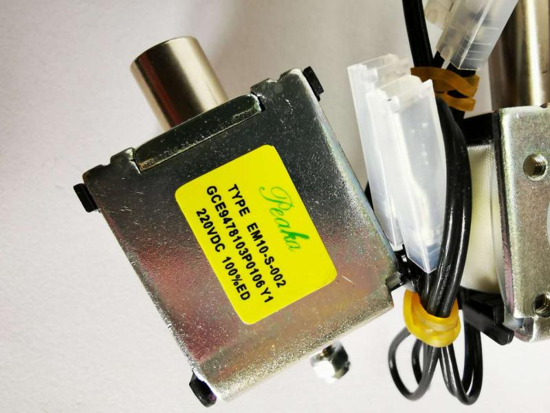 ABB VD4 Latching electromagnet Y1 GCE9478103P0106 Coil EM10-S-002 220VDC