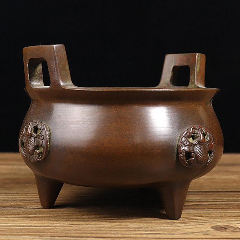 Pure copper batter furnace fostoves are antique made of old pendulum pieces