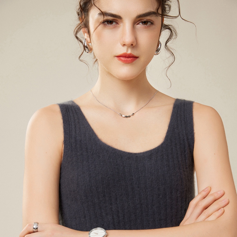 100% Cashmere Knitted Camisole for Women, U-Neck, Autumn and Winter Sleeveless Base Layer, Simple and Versatile 100% Cashmere Knitted Camisole for Women, U-Neck, Autumn and Winter Sleeveless Base Layer, Simple and Versatile