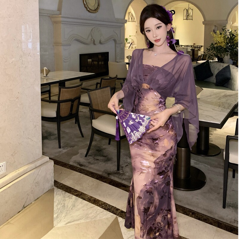 New Chinese-Style Retro Purple Floral Improved Cheongsam Dress, Elegant and Graceful, Waist-Cinching Formal Dress, Spring 2026 New Chinese-Style Retro Purple Floral Improved Cheongsam Dress, Elegant and Graceful, Waist-Cinching Formal Dress, Spring 2026