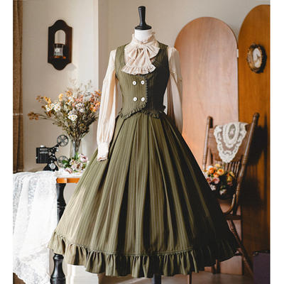 【 North of the Forest 】 Forest Wardrobe's original vest, skirt and shirt paired with a lolita long-sleeved CLA