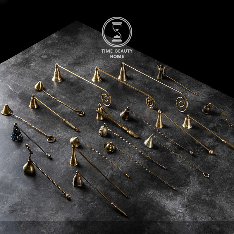 3 25 New Group A European antique vintage VINTAGE brass candle extinguishing photography props decorative pendulum