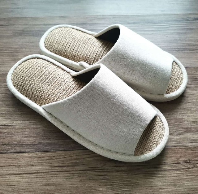 2024 Japanese single slippers spring and summer new men and women couples unprinted plain cotton and linen indoor home silent floor slippers