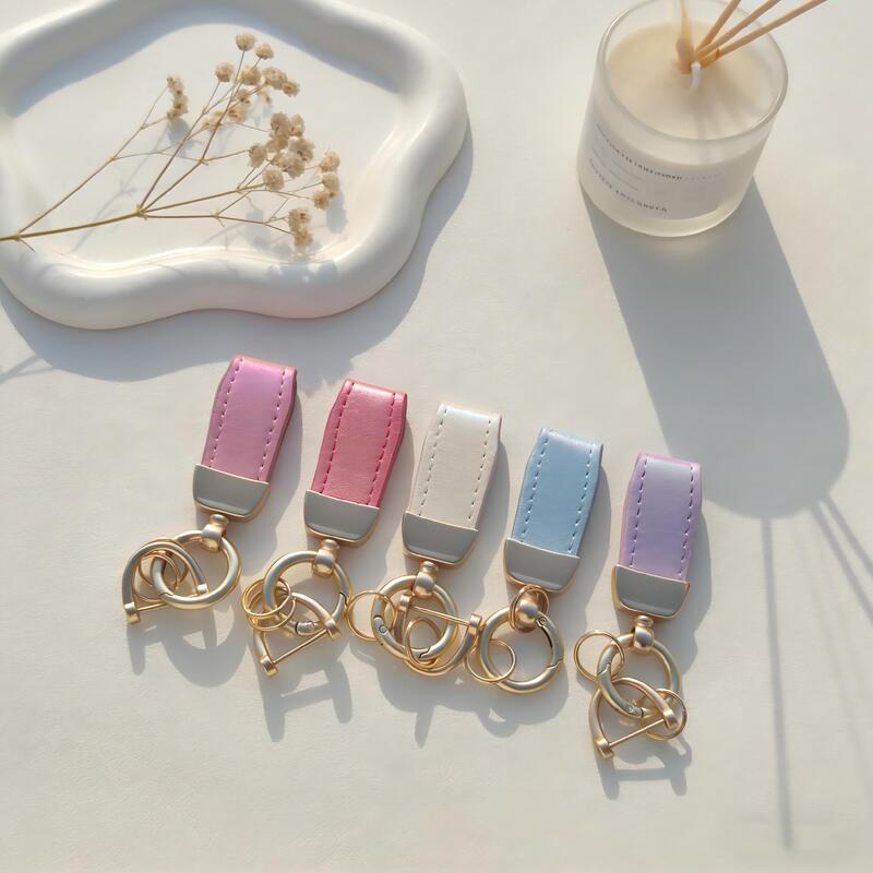 DIY Accessories Macaron Solid Color Short Leather Keychain Get Rich Quick Electric Vehicle Car Leather Buckle Key Ring DIY Accessories Macaron Solid Color Short Leather Keychain Get Rich Quick Electric Vehicle Car Leather Buckle Key Ring