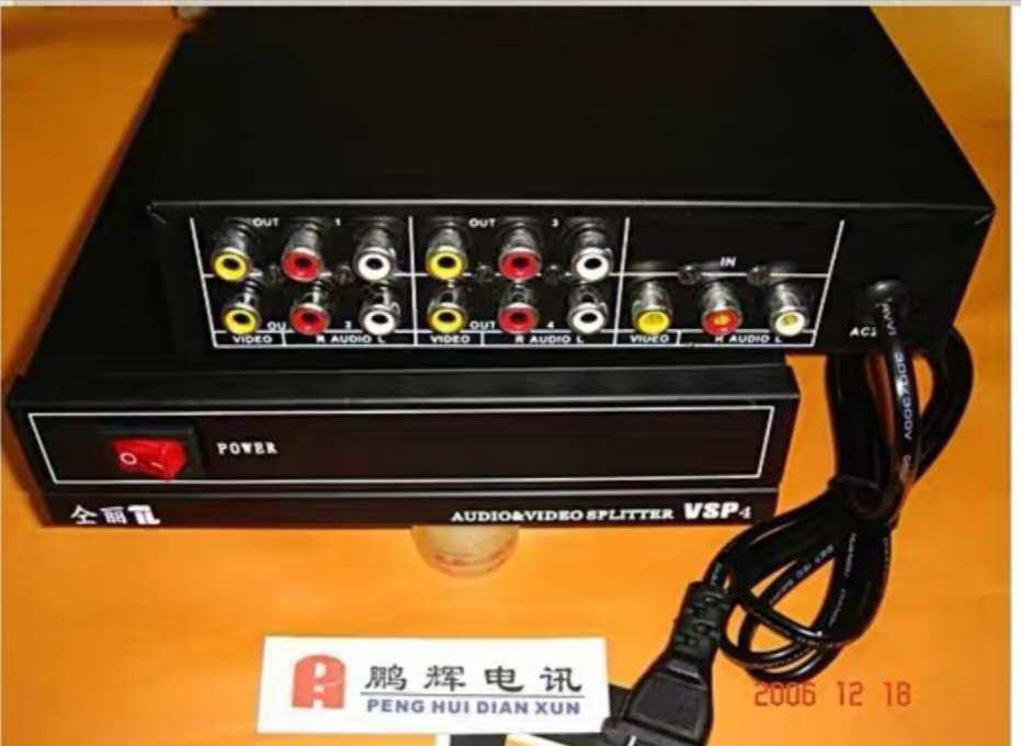 Сплиттер Tongli VSP4 splitter док-станция для разделения аудио и видео на четыре точки 1 вход 4 выхода Изображение 1