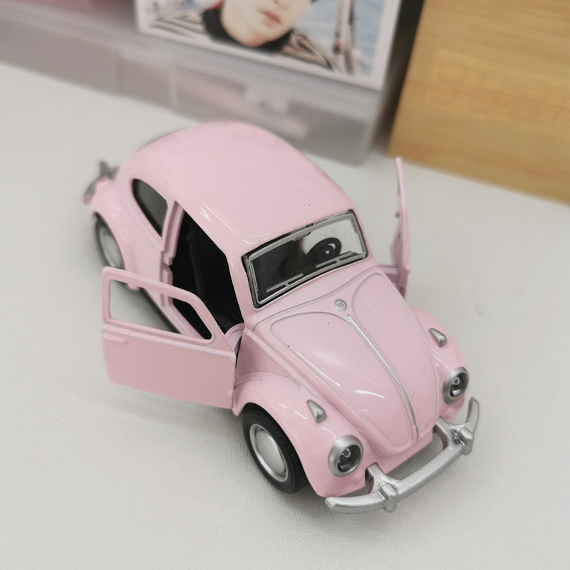 Girl heart room Pink classic car car decoration Home decoration Children's creative cute toy gift