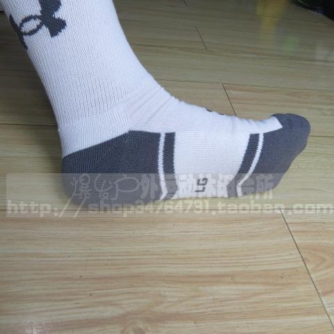 Net đỏ man cotton ống trung ống cao vớ vớ vớ bóng rổ vớ thể thao tất nike