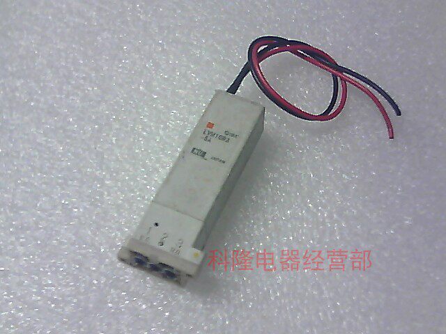 Imported original Japanese products SMC DC 3 Tuned solenoid valve Medical valve LVM10R3-5A