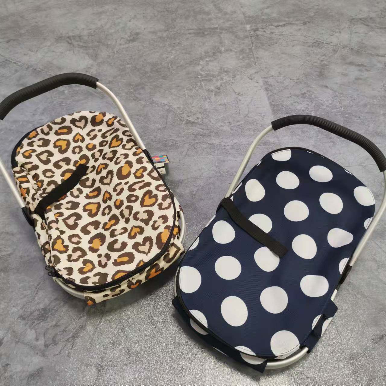 Daily single picnic incubator