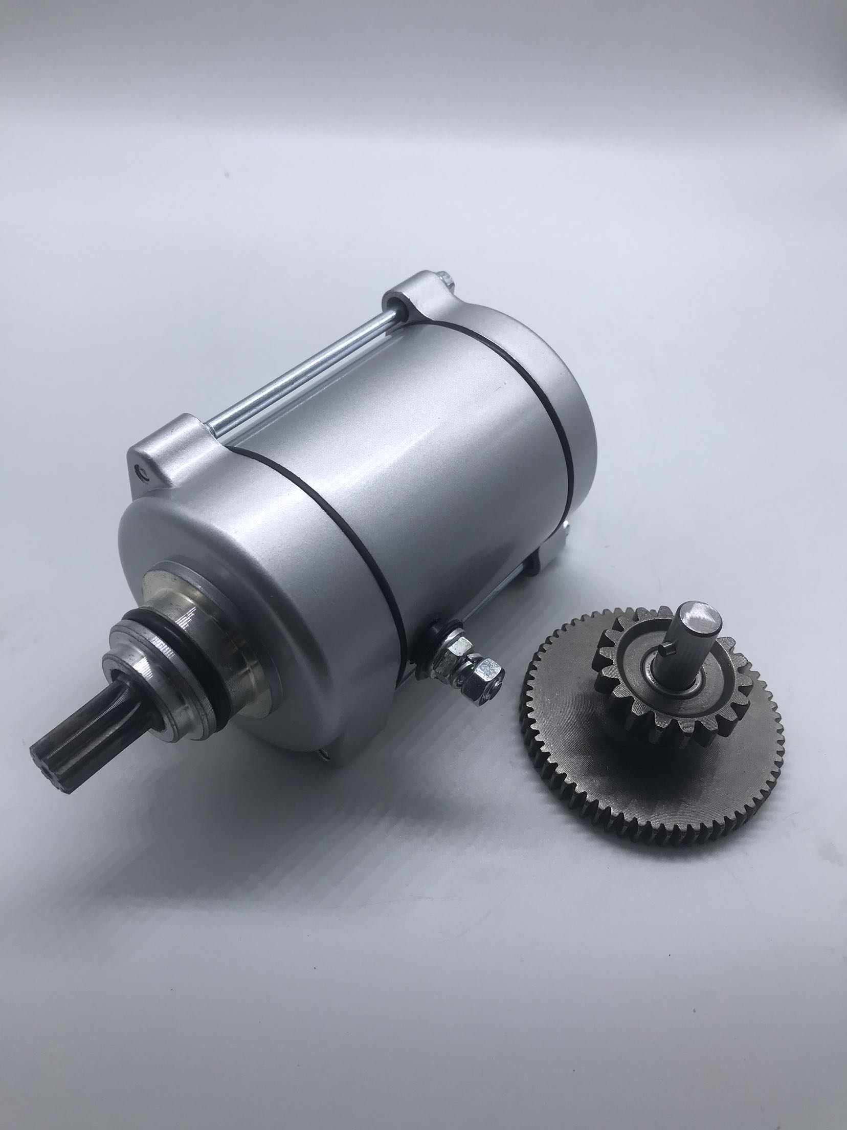 HJ125-2 2A locomotive start motor motor CG125 Qianjiang 150 universal top lever machine CG motor teeth