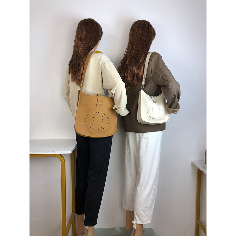 2026 Popular Evelyn Bag in Large, Medium, and Small Sizes, Made of Tc First-Layer Cowhide, Universal Style Women's Bag, Shoulder and Crossbody Bag