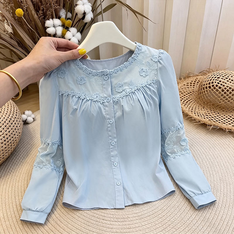 Fashionable Age-Reducing Lace Embroidered Shirt for Women 2026 Early Autumn New Design Age-Reducing Round Neck Slimming Top Fashionable Age-Reducing Lace Embroidered Shirt for Women 2026 Early Autumn New Design Age-Reducing Round Neck Slimming Top